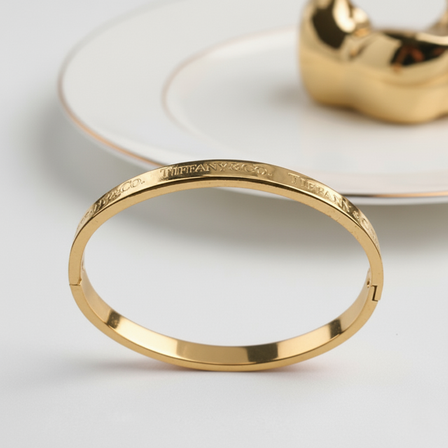 Brazalete Grabada Tiffany Style- Dorada