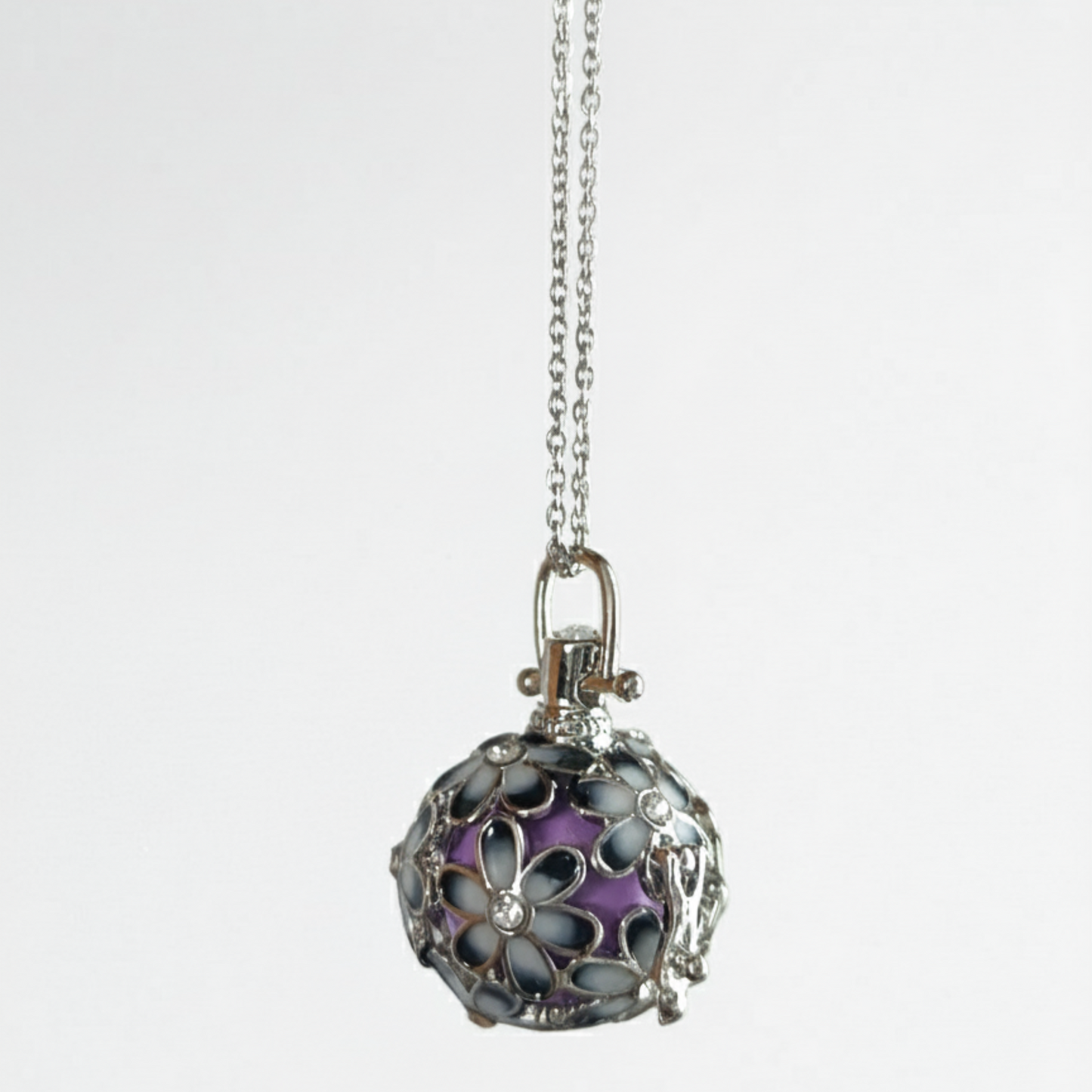 Collar llamador de ángel morado